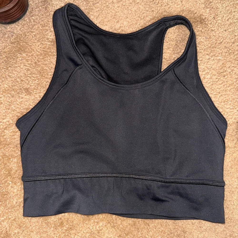 Athleta sports bra size medium